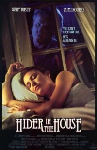 Постер к фильму Скрывающийся в доме (1989) смотреть онлайн на киного