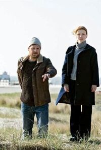 Постер к фильму Погибшие на побережье смотреть онлайн на киного