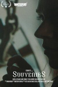 Постер к фильму Сувениры (2020) смотреть онлайн на киного